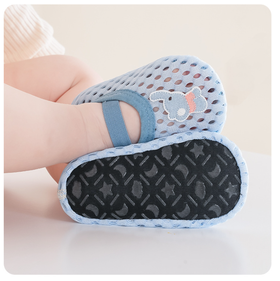 CozyToes™ - Légáteresztő, csúszásgátló zoknik kisgyermekeknek