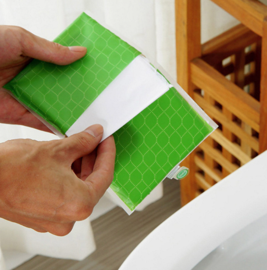 CleanSit™ – Eldobható higiénikus WC-ülőke huzat (50 darabos készlet)