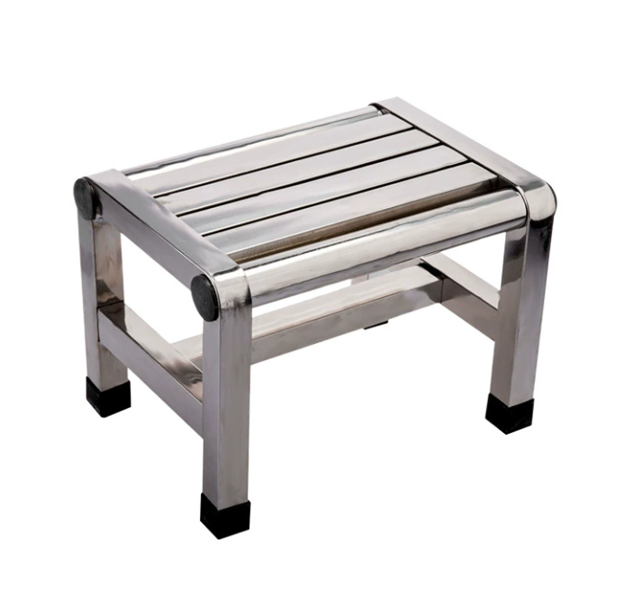 SteelStep™ – Rozsdamentes acél szék a stabilitásért és az eleganciáért